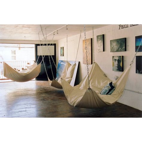 Indoor hammock Couples Retreat, Indoor Hammock, Hanging Furniture, Reading Corner, In The Room, Rec Room, Dream Rooms, Dream House Decor, Cool Rooms