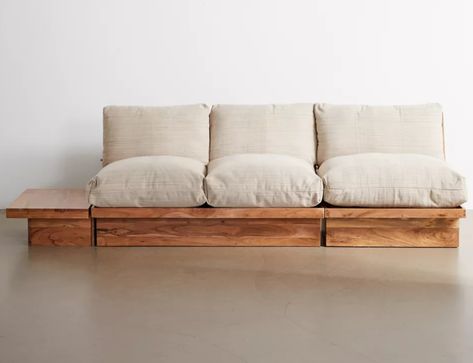 Modern Rustic Sofa, Traditional Couch, Homemade Sofa, Wooden Couch, Diy Daybed, Low Sofa, Rustic Sofa, Bedroom Updates, Comfy Couch