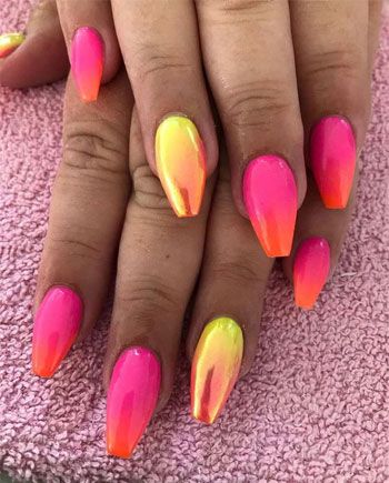 Acrylic Nails Yellow, Neon Nail Designs, Unghie Sfumate, Nails Yellow, Bright Summer Nails, Bright Nails, Summer Acrylic Nails, Summer Nails Colors, Neon Nails