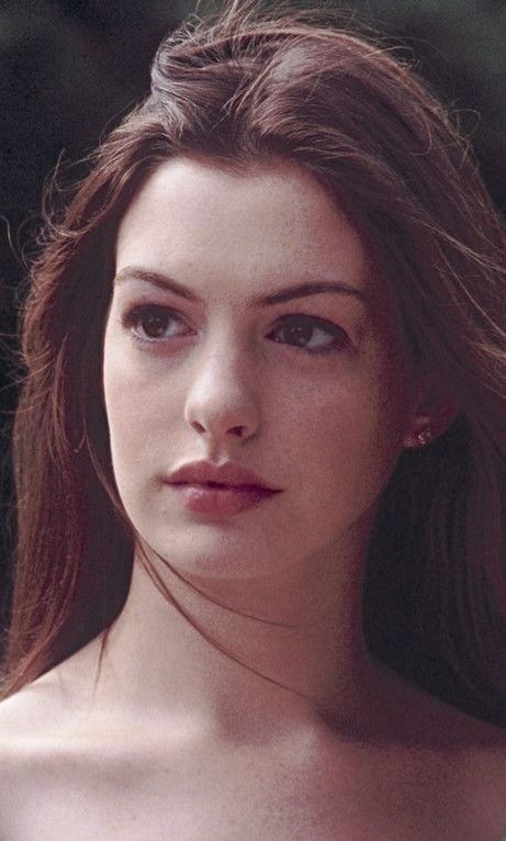 Anne Hathaway Young, Anne Hattaway, Bride Wars, Beautiful Brown Eyes, A Girl Like Me, Ann Margret, Princess Diaries, Anne Hathaway, Pretty Woman