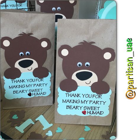 Teddy bear goodie bag Bear Goodie Bags, Berry Birthday, Teddy Bear Birthday Party, Lolly Bags, Teddy Bear Theme, Boy Party Favors, Teddy Bear Birthday, Birthday Goodie Bags, Bear Birthday Party