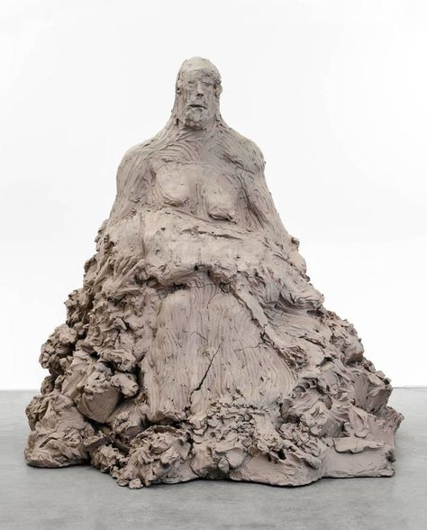 urs fischer exhibits cast bronze sculptures at a former new york bank Urs Fischer, Gagosian Gallery, Cardboard Sculpture, Sculpture Projects, Bust Sculpture, Goddess Of Love, Figurative Sculpture, Clay Sculpture, Abstract Sculpture