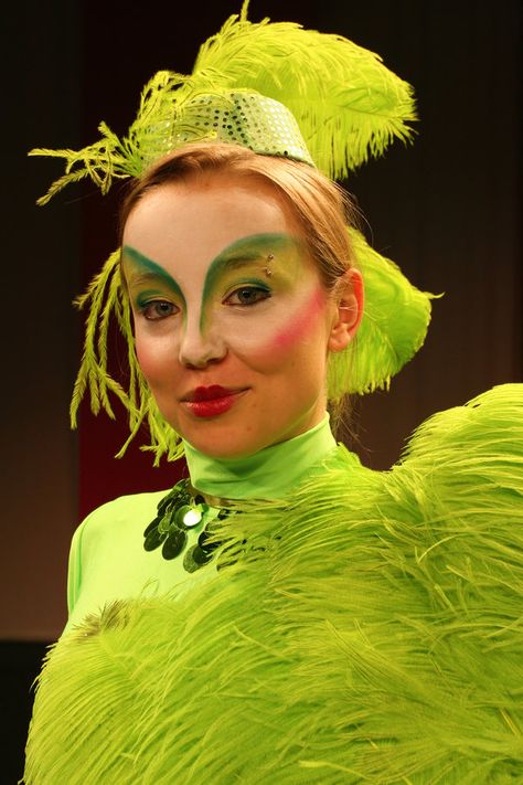 Wizard Of Oz Play, Seussical Costumes, Bird Makeup, Dr Dolittle, Animal Makeup, Theatre Makeup, Bird Girl, Bird Costume, Theatrical Makeup