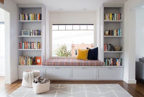 Window Seat With Bookshelves, Family Room Windows, Window Seat Design, Built In Shelves Living Room, Appartment Decor, Living Room Built Ins, Diy Dining Room, Room Window, Window Room