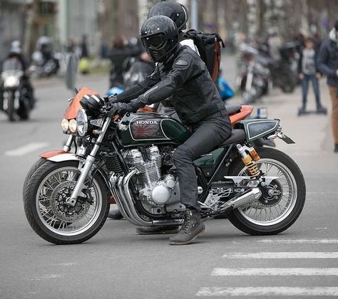 Honda Cb1100 Custom, Cb750 Scrambler, Cb Cafe Racer, Honda Cb1100, Honda 750, Hello Moto, Boy Bike, Cafe Racer Build, Custom Bobber