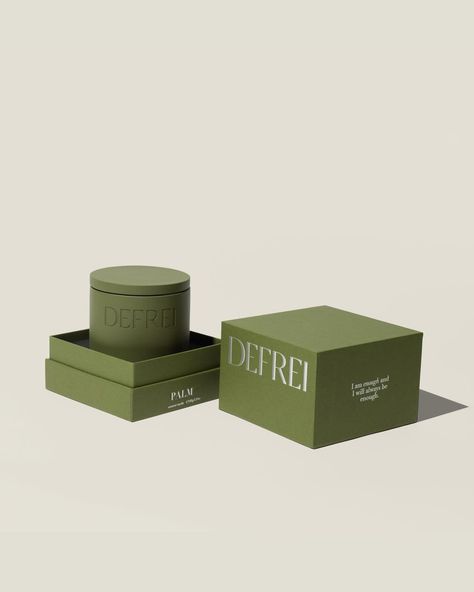 new season. new collection. introducing our new spring collection PASTELS PALM: green leaves - coconut - cedarwood ROSE: rose - geranium - neroli SAND: bergamot - apricot - musk available now at defrei.com Circular Packaging, Candle Poster, Luxury Candles Packaging, Tea Bath, Green Packaging, Green Branding, Green Coconut, Luxury Packaging Design, Palm Green