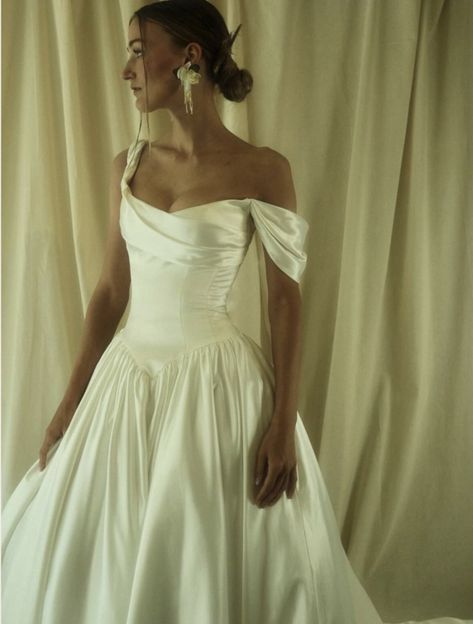 Wedding Dresses Organza, Dreamy Satin Wedding Dress, Elegant Wedding Dress Classy Vintage, Floure Studio Bridal, Coquette Wedding Dress Aesthetic, Wedding Dress A Line, Dainty Wedding Dress, Classy Timeless Wedding Dress, Vera Wang Wedding Dress