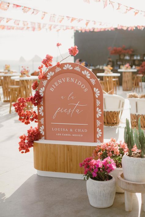 Photography: http://logancoleblog.com Spanish Style Engagement Party, Mexican Wedding Welcome Sign, Mexican Barro Wedding, Classy Mexican Wedding Decor, Simple Mexican Wedding Decorations, Wedding Fiesta Theme, Ranchero Wedding Theme, Wedding Theme Mexican, Cantarito Wedding