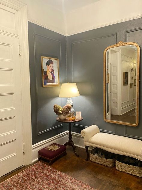 Foyer, entryway, foyer decor, entryway decor, foyer design, entryway design, apartment, home decor, apartment ideas, entryway inspo, entryway design ideas, foyer inspo, apartment entry, dark paint colors, farrow and ball, downpipe, foyer paint colors, entryway paint colors, apartment paint colors, apartment hacks, small space design, parisian apartment, nyc apartment, nyc apartment design, parisian style, parisian decor, parisian entryway, home inspo, home inspiration, decor styles, classic deco Entryway Ideas Classic, European Eclectic Entryway, Parisian Style Entryway, Nyc Apartment Foyer, Parisian Apartment Entryway, Nyc Entryway Ideas, Modern French Entryway, Apartment Foyer Design Small Spaces, Parisian Entryway Decor