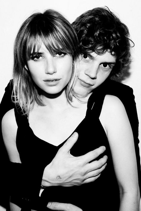 Evan Peters And Emma Roberts, Emma Evans, Tate And Violet, Evan Peters, The Perfect Guy, Emma Roberts, American Horror Story, Serie Tv, Celebrity Crush