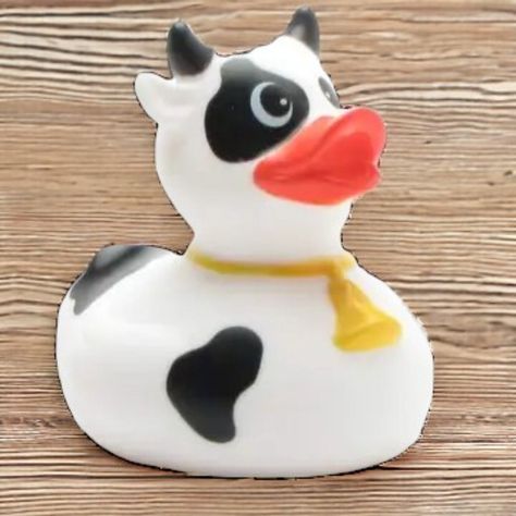 "The Cow Rubber Duck is perfect decor for any farmhouse! Rubber Duck is approximately 3.2\" x 2.8\" x 2.8\" Not guaranteed to float upright. Squeak hole? Yes! Comes with a random WISE QUACK note of inspiration and humor! Visit us at DuckoftheMonth.com." Cruise Ducks, Duck Ideas, Duck Rubber, Duck Dress, Kids Bath Toys, Rubber Duckies, Quack Quack, Blue Crafts, Rubber Ducks