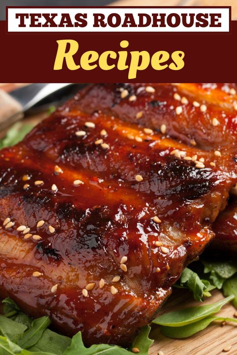 Bring the taste of Texas Roadhouse into your very own kitchen with these 21 copycat recipes. Enjoy your favorite dishes without ever leaving home! Texas Roadhouse Pork Chops Recipe, Roadhouse Recipes, Dinner Ideas Easy Recipes, Texas Roadhouse Recipes, Sunday Dinner Ideas, Restaurant Recipes Famous, Kitchen Witch Recipes, Dinner Ideas Easy, Good Recipes