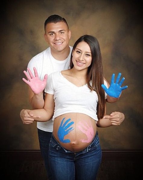 Twin Maternity Photo Shoot Ideas, Twins Maternity Photoshoot, Twin Pregnancy Photoshoot, Twin Maternity Photos, Twins Photoshoot, Gender Reveal Photo Shoot, Twin Baby Announcements, Maternity Studio Photoshoot, Pregnant With Boy