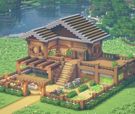 Open Concept Minecraft House, Minecraft Compound Ideas, Elevated Minecraft House, Minecraft House Inspo Easy, Minecraft Oak Cottage, Minecraft Houses Beginner, Birch And Oak House Minecraft, Minecraft Inspo House, Minecraft Oak House Ideas