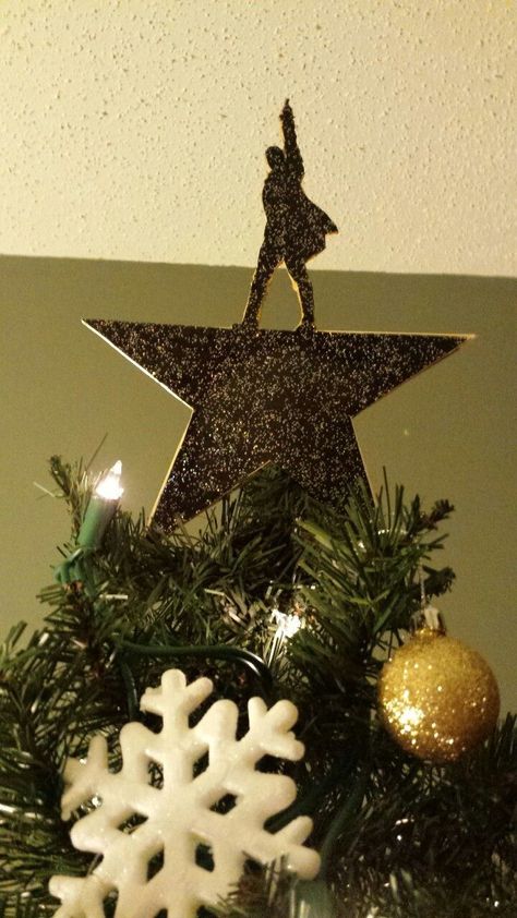 Hamilton Christmas, Hamilton Star, Hamilton Lin Manuel Miranda, Hamilton Lin Manuel, Hamilton Broadway, Tree Star, Theatre Geek, Hamilton Memes, Mini Tree