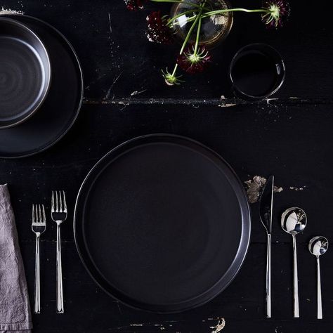 A black background makes food look great Dish Display, Stainless Steel Silverware, Simon Pearce, House Decor Modern, Gold Flatware, Black Beach, Patterned Plates, Cost Plus World Market, Dinner Fork