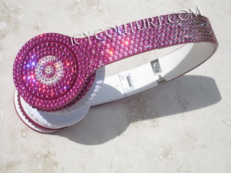 Bling Your BEATS by Dre in PINK Swarovski Crystals by IcyCouture, $199.95 Custom Headphones, Bling Ideas, Cute Headphones, Rose Gold Apple Watch, Rhinestone Projects, Bling Crafts, Gold Apple Watch, Custom Bling, Beats By Dre