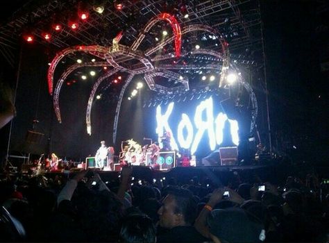 Korn Banner, Korn Aesthetic, Asher Core, Korn Concert, Violent J, Metal Concert, Groove Metal, Peter Griffin, Jonathan Davis