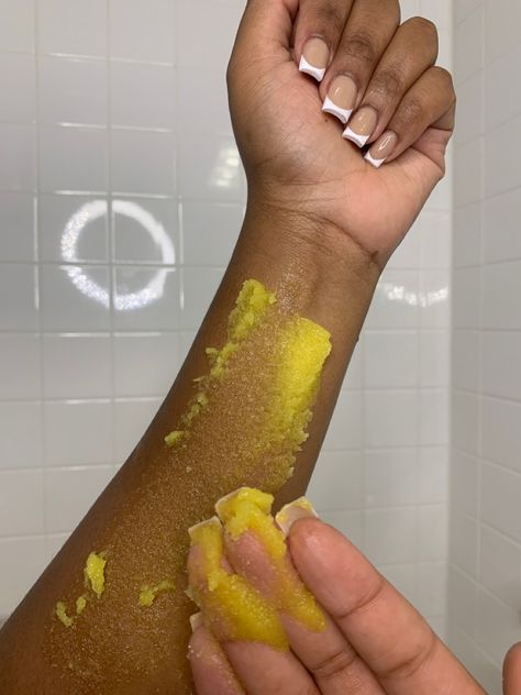 Turmeric Scrub, Coffee Scrub, Health And Beauty Tips, Sunflower Oil, Grapeseed Oil, Fragrance Free, Even Skin Tone, Reduce Inflammation, Shower Gel