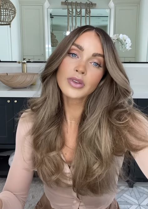 Dark Brown Hair Balayage Cool Tones, Lo Bosworth Hair, Ashy Golden Brown Hair, Solid Dark Blonde Hair, Taupe Hair Color, Brown Hair Pale Skin Blue Eyes, Mocha Beige Hair, Mocha Blonde Hair, Ashy Dark Blonde Balayage