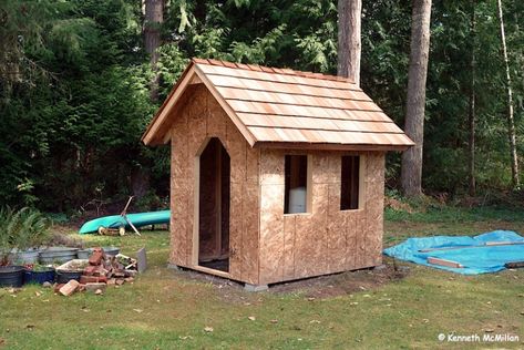 Pump House Shed, Pump House Ideas, Well Pump House, Water Well House, Woodworking Outdoor Furniture, Shallow Well Pump, Metal Buildings With Living Quarters, Well House, Goat House