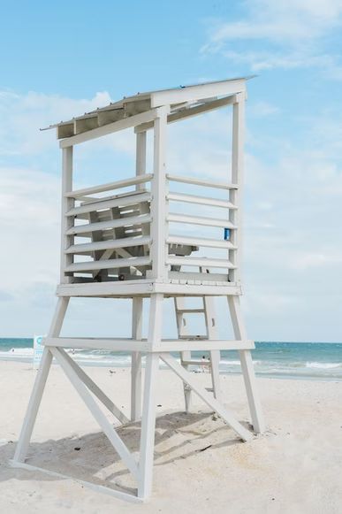 white wooden lifeguard tower on beach during daytime photo – Free Atlantic beach Image on Unsplash Atlantic Beach Nc, Lifeguard Stands, Lifeguard Chair, Life Guard, Guard House, Lifeguard Tower, Lookout Tower, House Backyard, Free High Resolution Photos