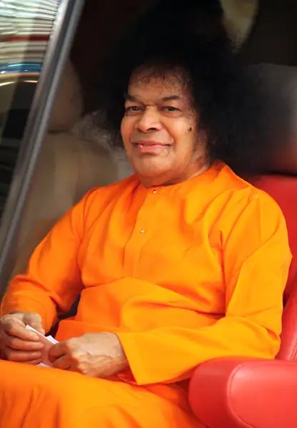 Cosmic Meditation, Dove Images, Foto Frame, Sai Baba Hd Wallpaper, The Will Of God, Sathya Sai Baba, Sai Baba Pictures, Will Of God, Sai Baba Wallpapers