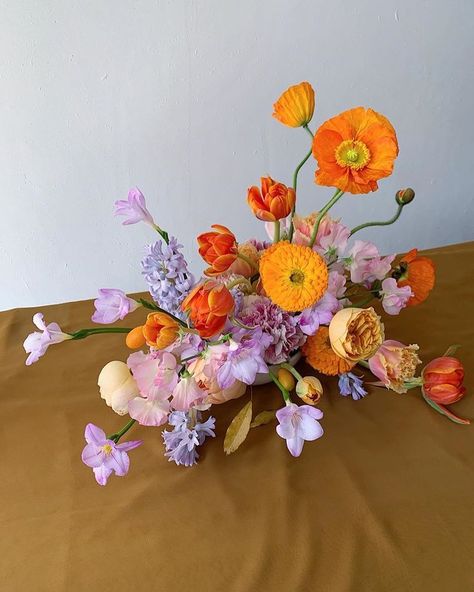 자수 디자인, Deco Floral, Wedding Flower Arrangements, Arte Floral, Floral Centerpieces, Wedding Flower, Ikebana, Flower Shop, Land Scape