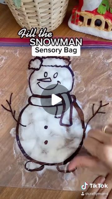 Stephanie & Katrina | Crafty Moms on Instagram: "FILL THE SNOWMAN ☃️SENSORY BAG  This is our first Christmas themed sensory bag and we love it! The best part is that you can make it with stuff you probably have at home.  To create this you will need:  a ziploc bag, permanent marker, 1/4 cup of hair gel or hand sanitizer, 1/2 cup of water and some cotton.  My kids loved it! Is great to develop and strengthen the muscles of the hand and fingers. We hope you like this activity! Follow us for more 💫  Don’t forget to save this post if you want to make it later or share it to someone who might like it or need it. . . . . . . . . . #sensorybag  #kidsactivities #activitiesforkids #activitiesfortoddlers #toddlersactivity  #montessoriathome #montessoritoddler #waldorf #homeschool #homeschoollife #g Hair Gel Sensory Bag, Gel Sensory Bags, Muscles Of The Hand, Sensory Bag, Sensory Bags, Waldorf Homeschool, Ziploc Bag, Xmas 2024, Christmas Crafts For Kids To Make