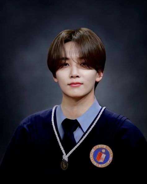 Jeonghan Id Picture, Svt 1x1 Pic, Kpop Graduation Edit, Jeonghan Graduation Edit, Svt Graduate Edit, Mingyu Graduation Edit, Seventeen Graduation Photo Edit, Joshua Graduation Edit, Wonwoo Graduation Pic