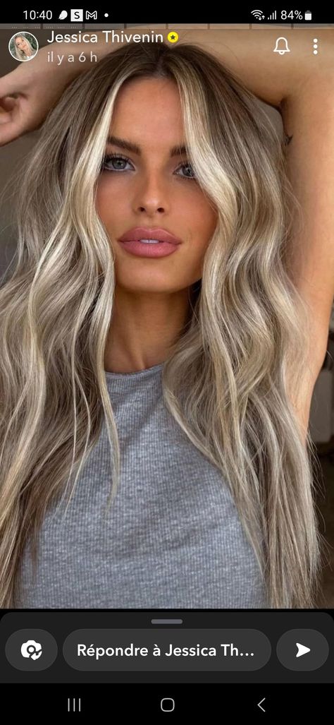 Root Shadow Blonde Highlights, Long Blonde Hair With Money Piece, Long Hair Lazy Hairstyles, Natural Color Hair Dye Ideas Light Brown, Beige Toned Blonde Hair, Blonde With Smudged Roots And Lowlights, Showdown Root Blonde, Long Blonde Dimensional Hair, Blonde Tip Out