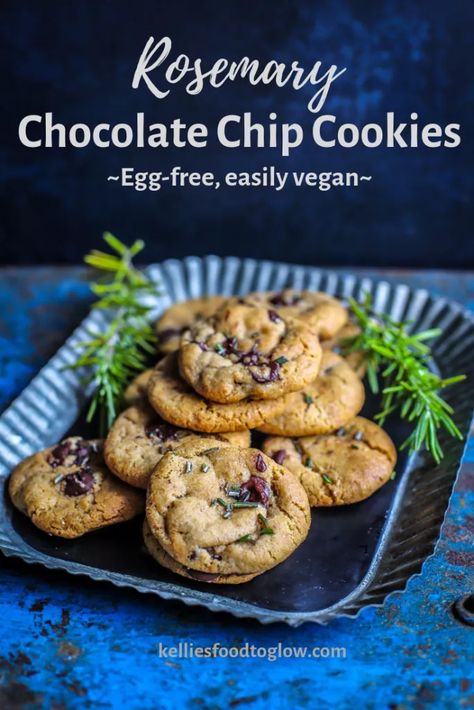 Herbal Cake, Herbal Cookies, Chocolate Chip Cookies Eggless, Veg Desserts, Chocolate Chip Cookie Dough Recipe, Soft Chewy Chocolate Chip Cookies, Edible Chocolate Chip Cookie Dough, Witch Recipes, Cookies Eggless