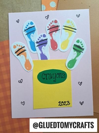 Footprint Crayons Keepsake Idea - Glued To My Crafts Back To School Artwork For Infants, First Day Of School Crafts For Infants, Color Crafts For Infants, Summer Crafts For Infants, Crafts For Infants, Letter C Crafts, Abc Crafts, Keepsake Ideas, Crayon Crafts