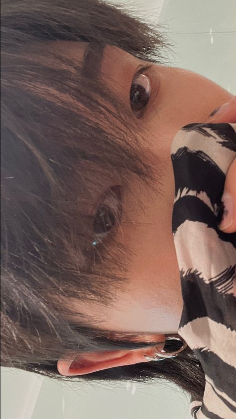 Minghao Wallpaper Desktop Laptop Hd, Junhao Seventeen Wallpaper, Seventeen Hands Circle, Minghao Desktop Wallpaper, Seventeen Minghao Photoshoot, Seventeen Song, Kpop Iphone Wallpaper, Seventeen Minghao, Xu Minghao