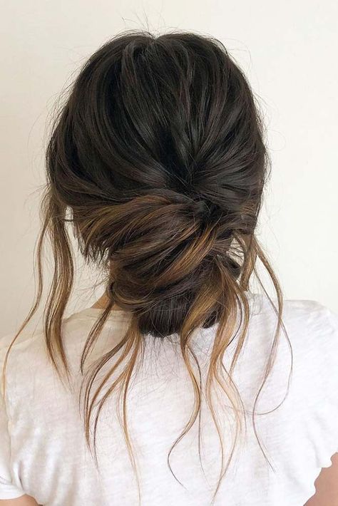 Are you here for quick and easy hairstyles to do on yourself? We put together the best hairstyles that are both simple and cute that you’ll surely want to recreate, including a short curly updo, a long half up bun with braids and many others. #glaminati #easyhairstyles #hairstyles #casualhairstyle Cute Updo Casual, Up Casual Hairstyles, Half Updo Casual, Dress Up Hairstyles Simple, Simple Updos For Long Hair Casual, Therapist Hairstyles, Half Up Half Down Medium Hair, Hairstyles For Spring Break, Cute Updos Easy