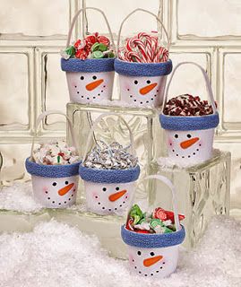 Snowman Treats, Clay Pot Crafts, Snowman Crafts, Christmas Goodies, Noel Christmas, Christmas Crafts For Kids, Winter Crafts, Xmas Crafts, Christmas Crafts Diy