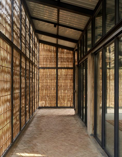 Bamboo screens "weave old and new" at Farm 8 artist's residence Temporary Building Architecture, Bamboo Facade, Weaving Architecture, Outdoor Screening, Bamboo Hut, Bamboo Screen, Artist Studio Space, Bamboo Home, South Facing House