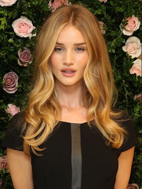 The Rosie blowdry big and bouncy with definition around the face Iconic Hairstyles, Blow Dry Hair, Hair Things, Blonde Hair Inspiration, Food And Travel, Celebrity Beauty, Love More, House Garden, Hair Envy