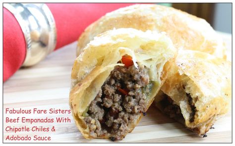 Empanadas Beef, Mexican Empanadas, Beef Empanadas, Adobo Sauce, Green Pepper, Adobo, Let's Celebrate, Red Pepper, Stuffed Green Peppers