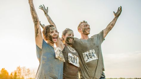 I'll tell you how to train for your Tough Mudder at home. I've used my methods to run 2 Tough Mudders successfully. You can do this, too. Training Template, Tough Mudder Training, Cathe Friedrich, Beachbody Programs, Best Workout Plan, Beachbody Workouts, Running Program, Tough Mudder, Dumbbell Set