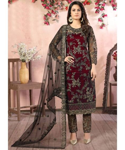 Once you wear it, you'll be the centre of attention at the event. Anarkali Lehenga Gowns, Celana Fashion, Straight Cut Pants, Salwar Kamiz, Embroidered Pants, Pant Suit, Pakistani Suits, Net Dupatta, Salwar Suit