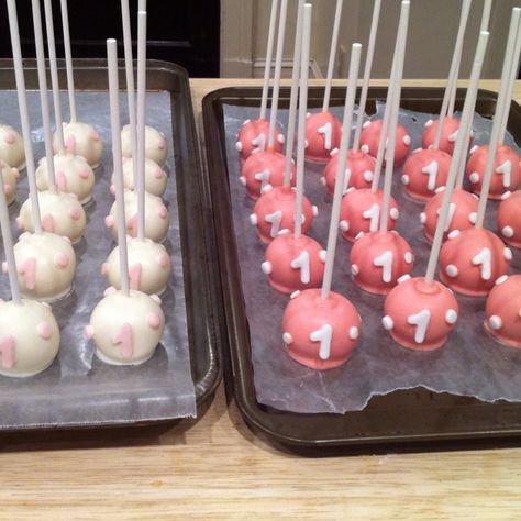 Happy first birthday for little girl:) First Birthday Cake Pops, First Birthday Girl, Birthday Cake Pops, Cake Pops How To Make, 1st Birthday Girl, Twin First Birthday, Happy First Birthday, First Birthday Cake