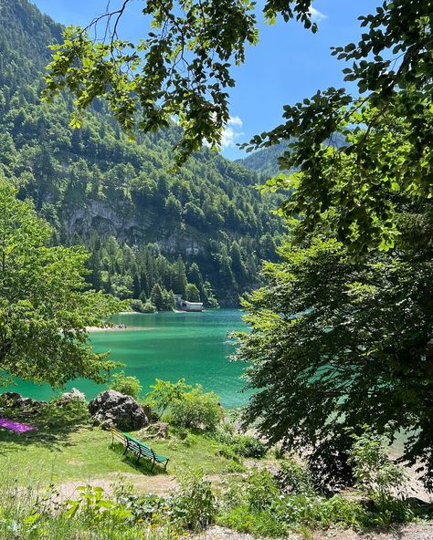 One of the most breathtaking places I’ve ever been: Triglav National Park, Slovenia 🇸🇮 While in Ljubljana, I had the opportunity to take a day trip to Triglav National Park (the only national park in the country!!) and it was easily my favorite day in Slovenia! I’m not even a nature girly and I loved it so if you’re a nature lover, this place needs to be on your travel bucket list! Carissa Core, Triglav National Park, Pretty Wallpapers Tumblr, Breathtaking Places, Ljubljana, Travel Bucket List, Travel Bucket, Slovenia, Day Trip