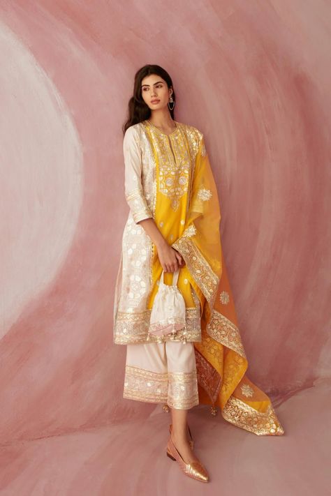 Sureena Chowdhri, Orang India, Kurta Palazzo Set, Chanderi Dupatta, Gota Work, Gaun Fashion, Kurta Palazzo, Salwar Kamiz, Palazzo Set