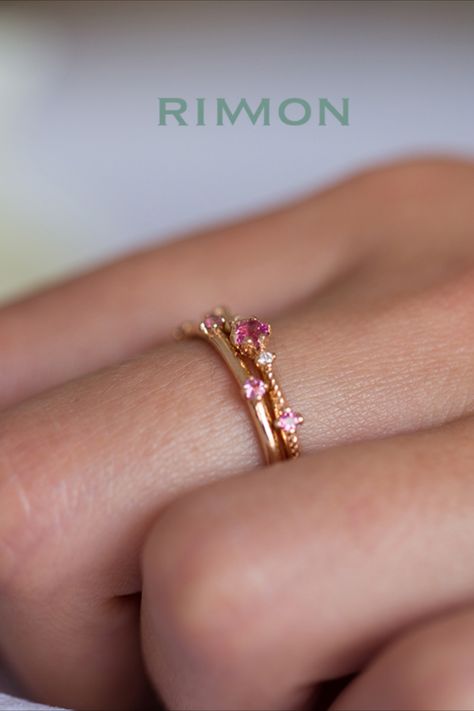 Rings For Girlfriend, Pink Boho Wedding, Unique Diamond Wedding Rings, Unique Engagement Rings Halo, Boho Engagement Ring, Emerald Engagement Ring Set, Diamond Bridal Ring Sets, Ring Sets Boho, Nature Inspired Rings