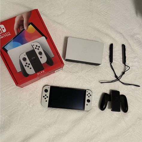 Nintendo Switch OLED Nintendo Oled, Nintendo Switch Oled, Nintendo Switch, Nintendo, Like New, Closet