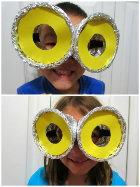 SavingSaidSimply.com - DIY Despicable Me Minion Goggles Kids Craft Diy Minion Goggles, Despicable Me Crafts, Minion Mask, Minion Goggles, Minions Friends, Minions Eyes, Diy Minions, Happy Birthday Minions, Minion Theme