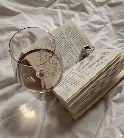 Glass Of Wine, Wine, Bed, Glass, White, Instagram