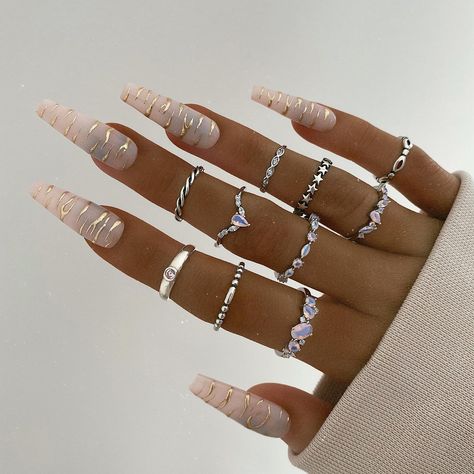 Virgo Nails Designs, Virgo Nails, Girl Punk, Ring Sets Boho, Punk Accessories, Snake Ring, Star Ring, One Ring, Types Of Rings