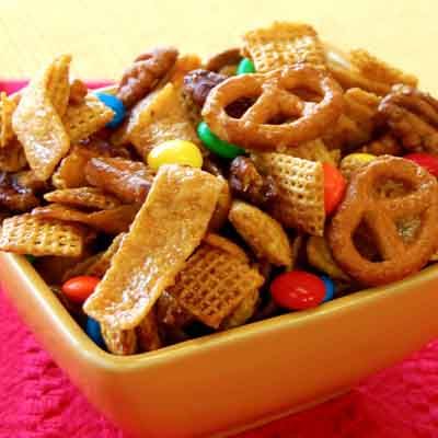 Snack Mixes, Trail Mix Recipes, Christmas Snack, Gluten Free Candy, Chex Mix Recipes, Snack Mix Recipes, Land O Lakes, Party Snack, Chex Mix